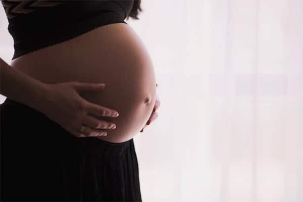 Sonhar que está grávida: O que significa?